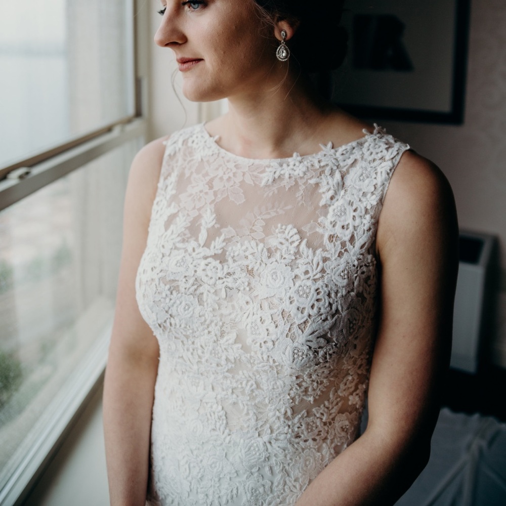 Pronovias Oseleta Wedding Dress